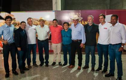 Entrega das chaves aos lojistas do Shopping TL