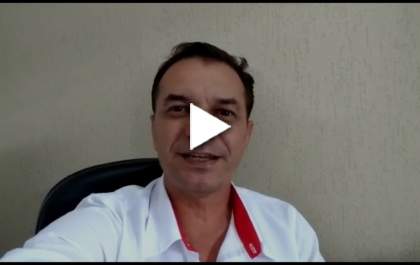 Pastor Nilson Oliveira da Peniel envia mensagem de Boas Festas
