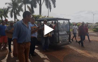 Velório de Wilton do Bandoneon emociona três-lagoenses