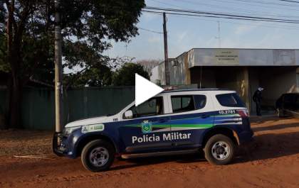 Ladrões invadem oficina mecânica