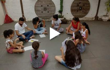 Mateus Alves abriu as portas da própria casa para projetos culturais e assistenciais