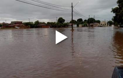 Em menos de uma hora chove 35% do esperado para fevereiro em Três Lagoas