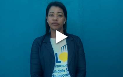 Luciana Cardoso é a primeira intérprete de libras atuar em evento oficial da Prefeitura