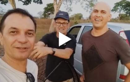 Aposentado de 70 anos se transformou em piloto de paramotor