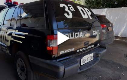 Homem denuncia a esposa após ser esfaqueado e agredido com pedaço de pau