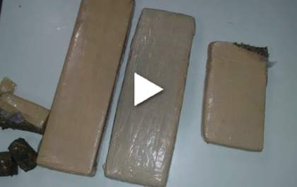 Passageiro é preso pela PRF com tabletes de maconha em ônibus