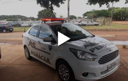 Ladrão invade casa, furta relógio, ferramentas, bicicletas e furadeira