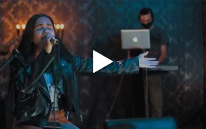 PREDESTINADA: Andressa Rodriguês, a voz que encanta e emociona Três Lagoas