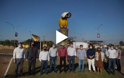 Ângelo Guerreiro comemora aniversário do município com entrega de obras