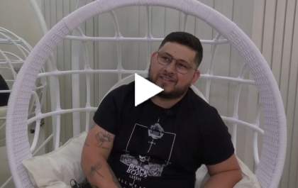 Carina Meneguelli - O nosso cabeleireiro Guilherme fala da emoção de promover a beleza
