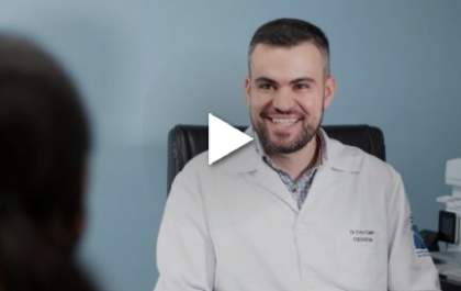 Clínica Vivere - Conheça a trajetória profissional do Dr. Éder Calói
