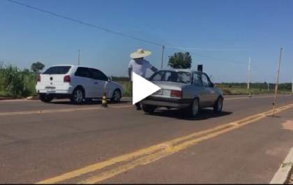 Pilotos da Associação Automobilística Três-lagoense esquentam os motores  no 1º treino do ano