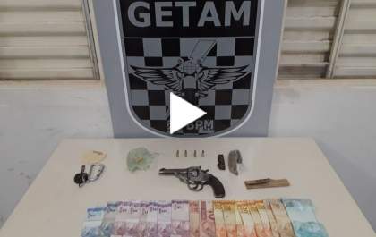 GETAM leva 4 pessoas para delegacia portando Arma de fogo e Drogas no Jardim Flamboyant
