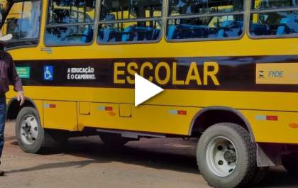 Três Lagoas recebe ônibus para transporte de alunos