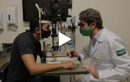 Instituto dos Olhos de Três Lagoas - o Dr. Marco Antônio Bonini Filho fala da retina e do vítreo, suas especialidades