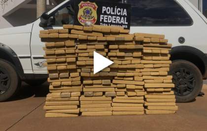 Polícia Federal apreende Fiat uno  com 245 quilos de maconha.