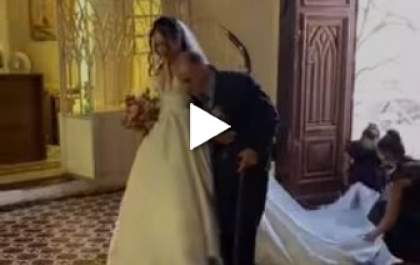 Emoção: Com limitação, pai realiza sonho de levar a filha ao altar