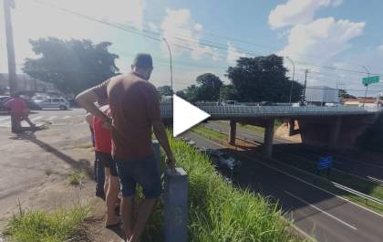 Mulher morre ao cair de pontilhão na Rondon