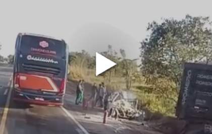 Grave acidente mata uma pessoa na BR-262