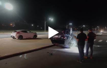 Carro capota após colisão no início da Nova Pompeu