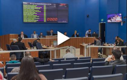 Vereadores aprovam concessão de honrarias e debatem Lei de Diretrizes Orçamentárias
