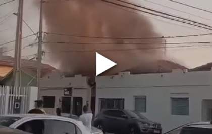 Incêndio em residência mobiliza bombeiros em Araçatuba