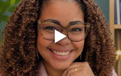 Professora Luciana Cardoso transforma experiências de vida em obras sobre educação e inclusão