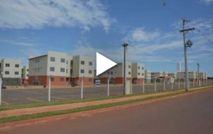 Em cima do muro, vereador inventa dor nas costas para blindar Márcia na votação de requerimentos