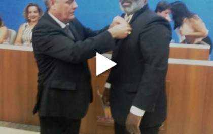 Sessão da Câmara marcada por clima amistoso entre o prefeito Guerreiro e o vereador René Venâncio