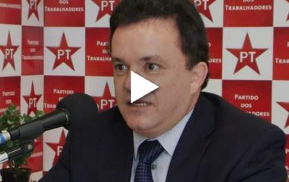 Vander Loubet tem que ser reeleito para não cair nas garras de Mouro