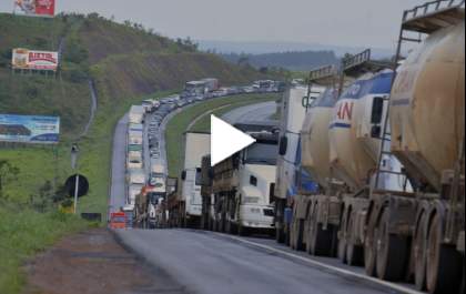Caminhoneiros vão aderir à greve geral em Três Lagoas
