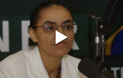 Petistas e tucanos batem sem dó em Marina Silva nas redes sociais