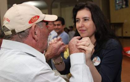 Simone Tebet segue na liderança da disputa para o Senado Federal