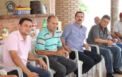 “Estou com vocês no projeto político de 2016, esse grupo já mostrou que é forte”, afirma deputado Itamar 