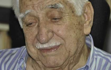 Parlamentares federais usam redes sociais para lamentar morte de escritor