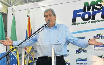 Governo entrega obra na fronteira e autoriza construção de hospital em Dourados