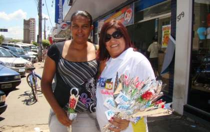 Partidos preparam homenagem para as mulheres 