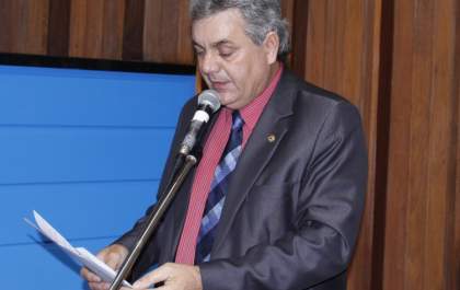 Angelo Guerreiro solicita recuperação de rodovias e sinalização de vias urbanas