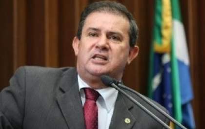 Indicação de representante para CCJR gera impasse no PMDB
