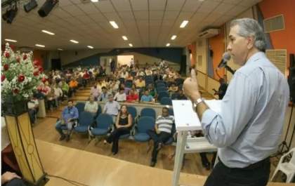 Governador tranquiliza empresários sobre conclusão da UFN3