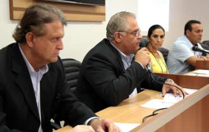 Secretário revela dívida da prefeitura de R$ 364 milhões e fala em ajustes de gastos