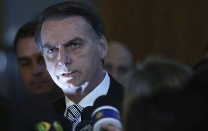 Educação se torna maior batalha de Bolsonaro na transição