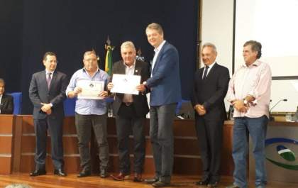 Prefeitura recebe dois prêmios do Tribunal de Contas