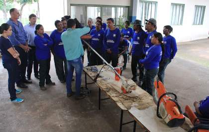 Programa de qualificação tem curso de roçadeira em Andradina
