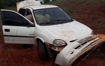 Carro capota e deixa um ferido na MS-112&nbsp;