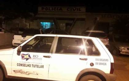 Adolescente de 13 anos é ferida após postagem na rede social