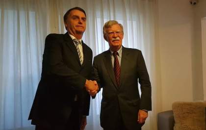Bolsonaro se reúne com assessor de Segurança Nacional dos EUA