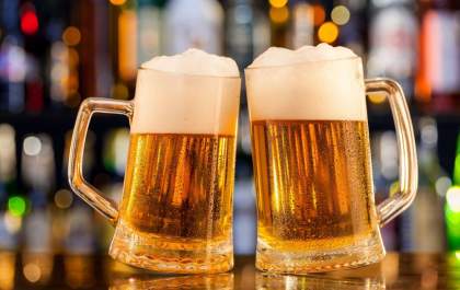 Especialista revela se bebidas alcoólicas podem ser aumentar os riscos de varizes