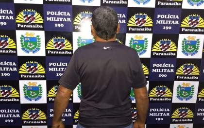 Polícia Militar prende dois foragidos durante operação
