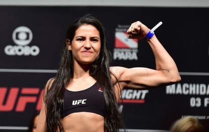 Lutadora do UFC Polyana Viana reage a assalto, domina o ladrão e registra incidente com fotos